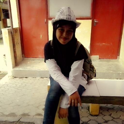 EAnjarwati's profile picture. 29 Maret 99/ Bismaniacs/ Izanatic/ Selalu support @bismakarisma dan @ozan_putra / Fun / Like joke / Dancer / Be smile / Love best friends