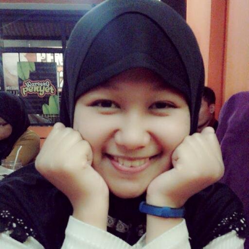 I want to be a great doctor like my mother :) Semangkwekk | ⭐️Aquarius⭐️ | I'm a muslim | ♥ Allah | I will Always ♥ you till my Last Breath Mom