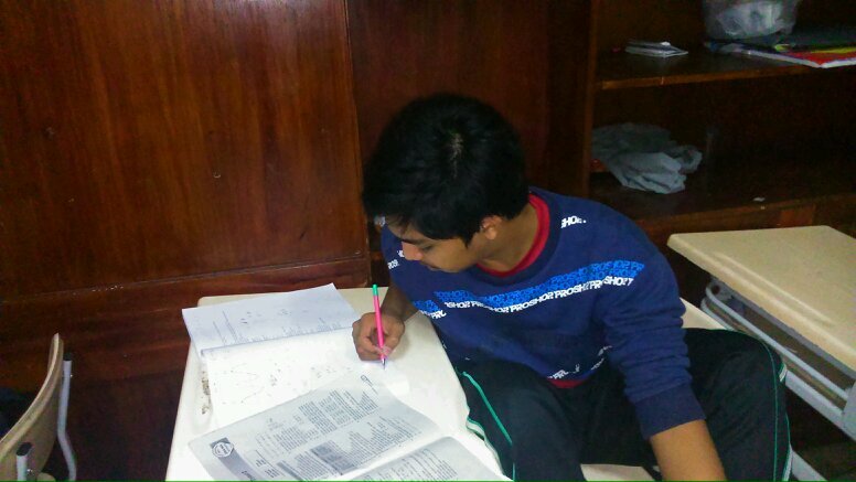 🎓 a final year math student

☕ Trader

👀 Sports and reading books addicted

🕵️‍♂️ FPL enthusiast