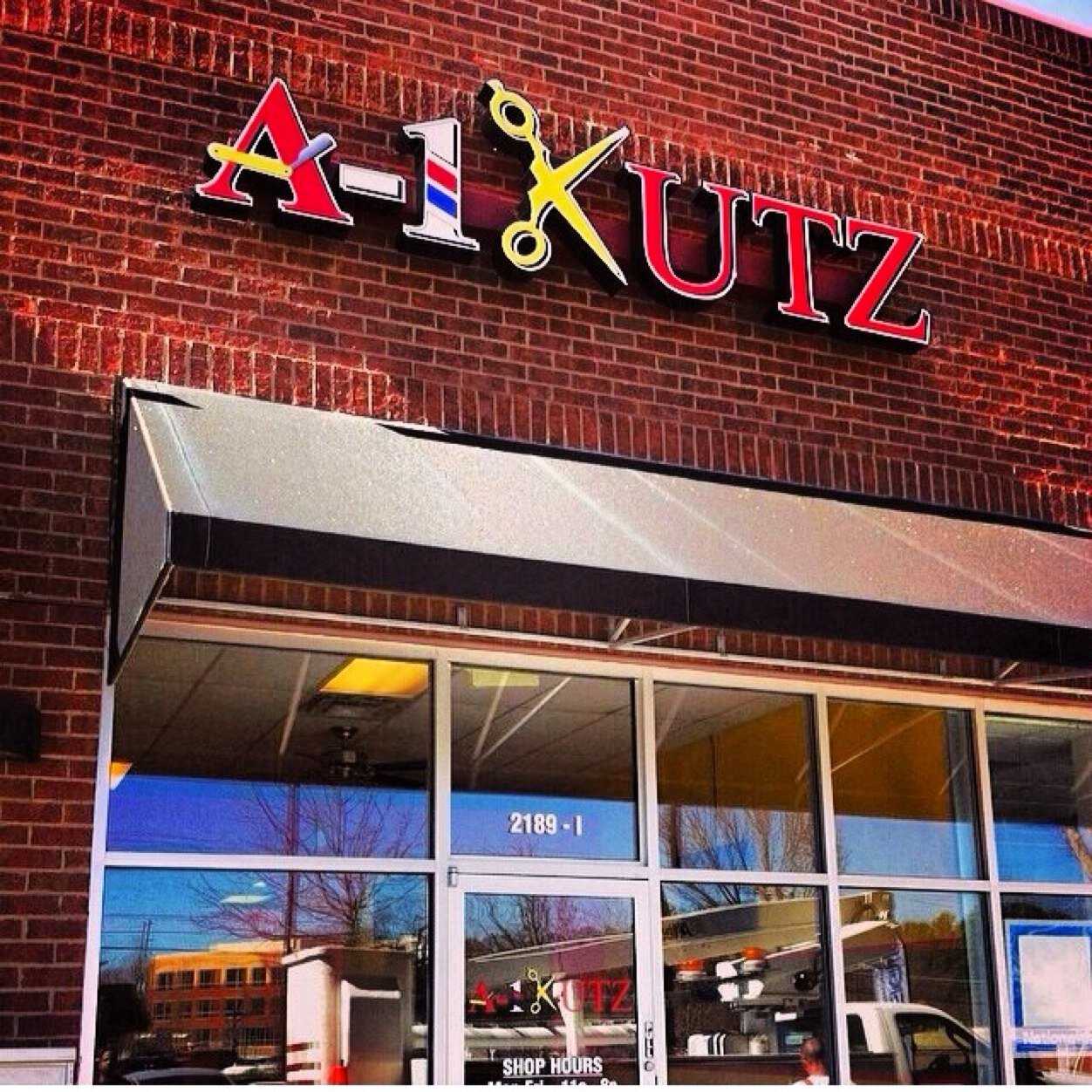 Full service Barbershop & Hair Salon located 2991 Everson Road Snellville GA 30039