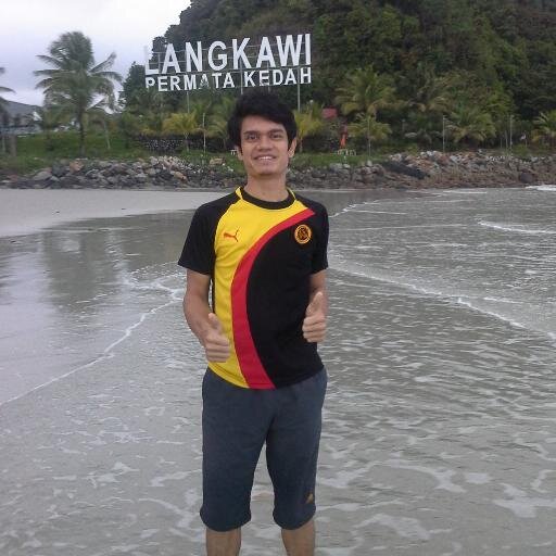 wanaliffazmin's profile picture. AWAS ! Tweet ini TIDAK mengandungi logo halal JAKIM. Kandungan dan paparan yang disajikan memerlukan bimbingan dari orang tua. #YNWA