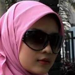bagai tanah gersang yang berharap hujan turun {}