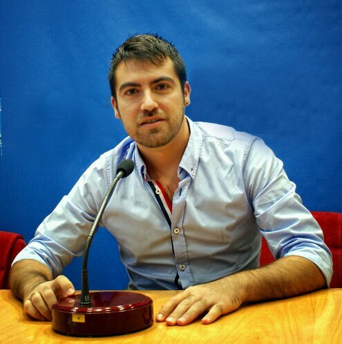 Apasionado por la comunicación. Agente de Innovación @AytoIznajar Futuro politólogo. Iznajeño de Cádiz.