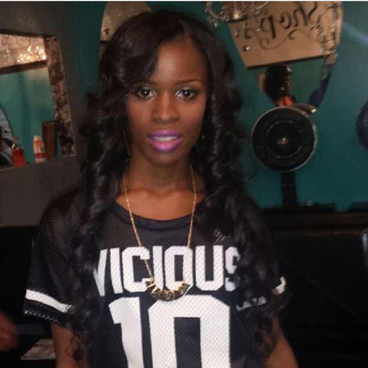 freakybitch23's profile picture. 