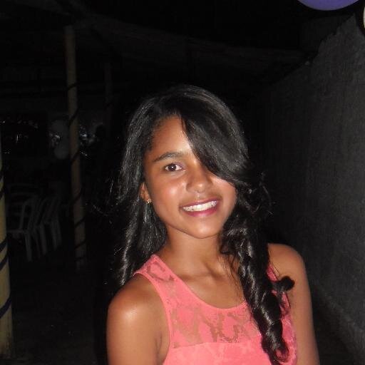 sou sem vergonha mesmo, sou discarada mesmo, pra mim não é defeito e meu jeito de amar 8)   te amo victor santos