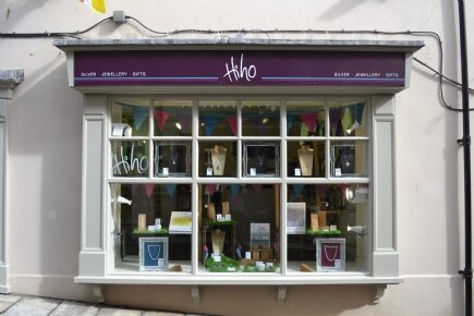 The perfect place if you are looking for unique silver jewellery and unusual gifts. Situated in the well known cobbled walk way Antelope Walk.