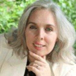 Writer @bostonzombie411, Reviewer @viragomag, Creator Reiki-Tarot https://t.co/FvwIzeMJDo, Liker of @resistbot