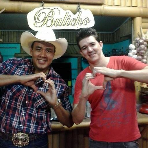 Twitter Oficial do Escritório da Dupla.
Shows para todo o Brasil , Contato : (67)9981-4067 ou 3385-2489. http://t.co/5TZgzdVq