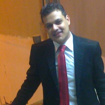 ‏الواحد من كتر ما بيسرح ف ‏خياله حاسس انه ف مره هيقوله هو انت ملكش واقع يلمك ولا ايه