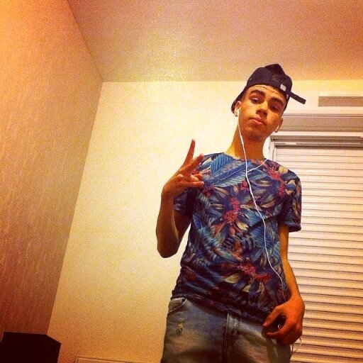 Dancer, Freestyler, HipHop
Dancer Of Juste Debout School
Model, Mode, Style