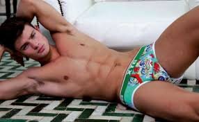 AmigoForro's profile picture. Yo soy tu amigo forro, el que dice que te quiere y habla mal de ti.