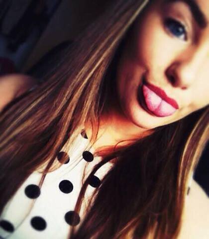 25CEAC29 & 762270f1 - BBM CHLOABBOTTXXX - instagram chloabbottxxx - snapchat