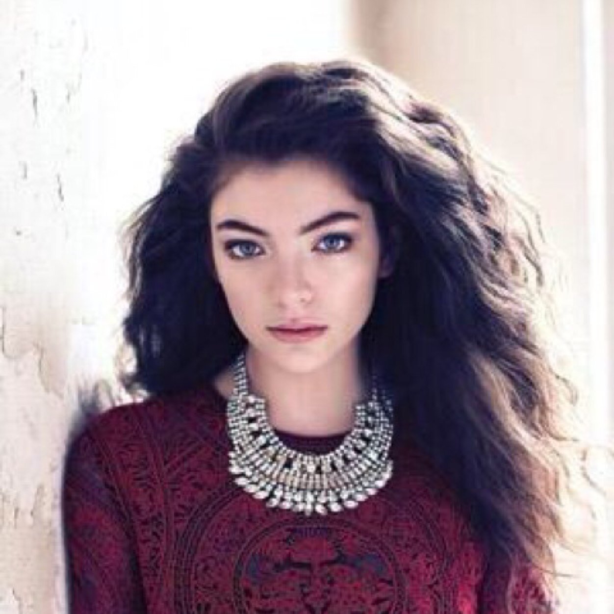 First Polish Twitter account dedicated to the beautiful musician Ella Yelich-O'Connor, known by her stage name Lorde.