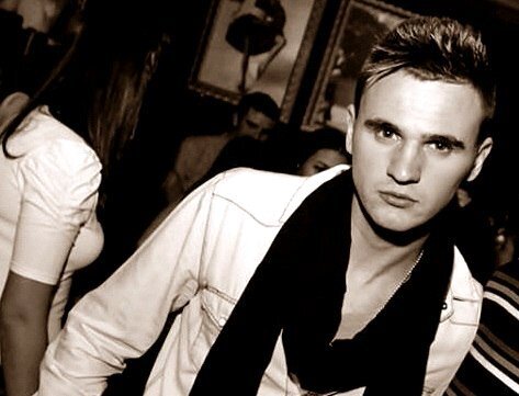 PriVeOfficial's profile picture. Subdirector de Manhattan. si quieres hacer reservas o trabajar con nosotros llama al 622-297-802 (Whatsap)