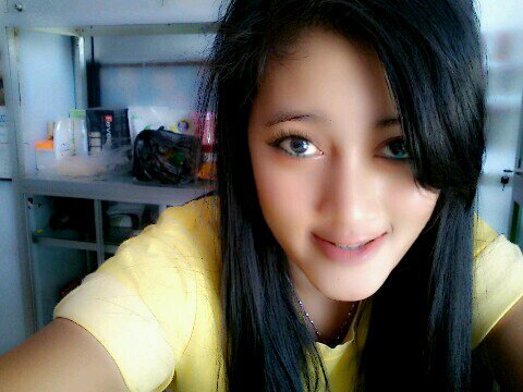 siman8877's profile picture. 