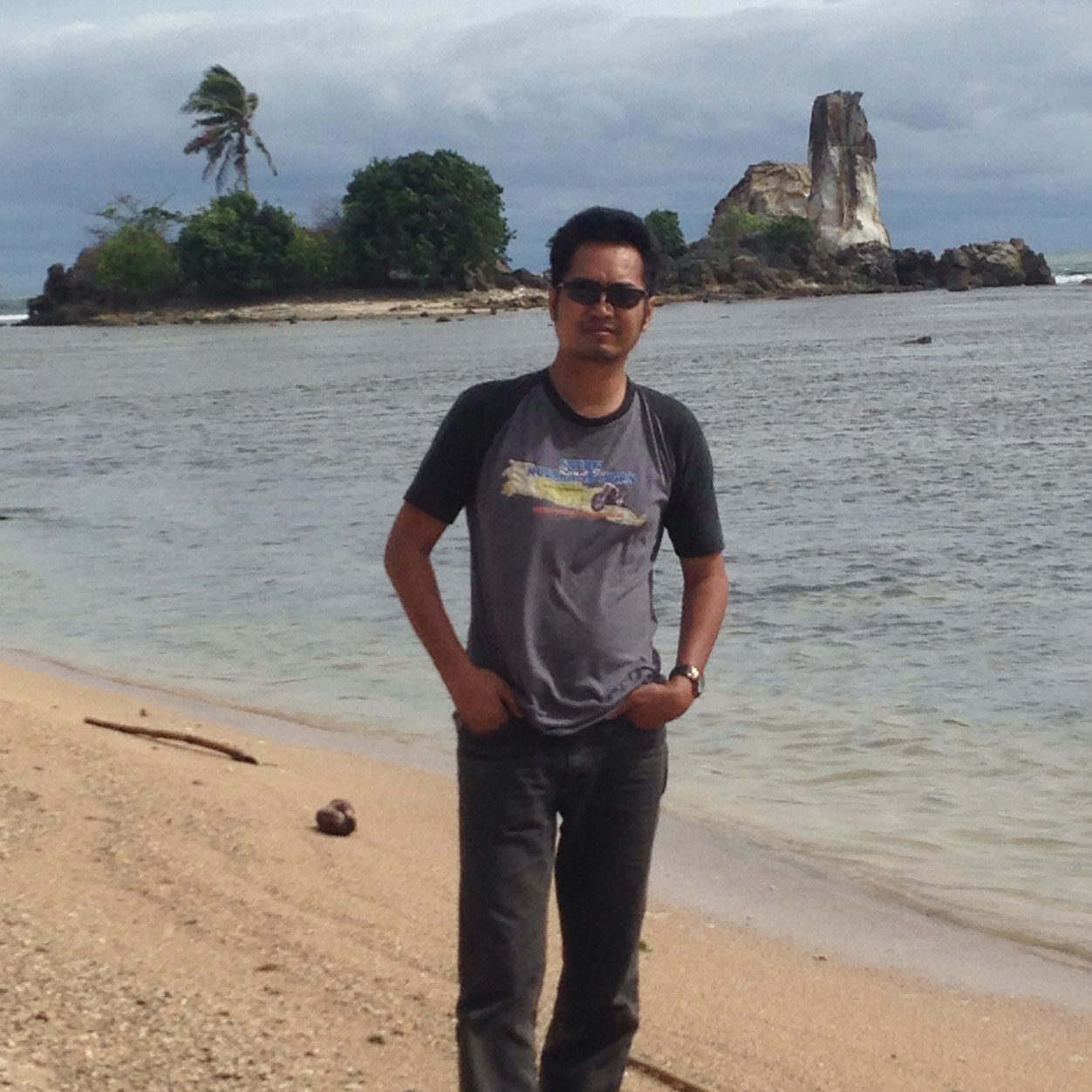 harimurti78's profile picture. 