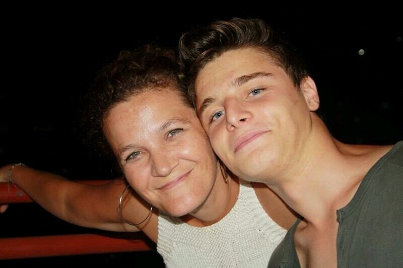 sibelguneralan's profile picture. 