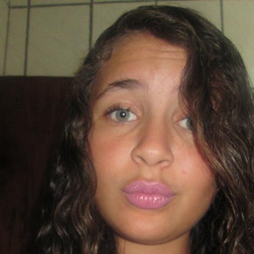 Você me faz feliz, mesmo quando a vida me faz triste.