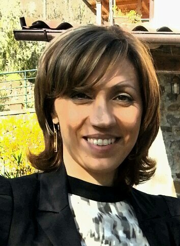 La parola è un atto di IDENTITÀ: la forma di questa parola è il volto del contenuto, non la veste. Con i piccoli e con i grandi, occhio a COME lo dici.
