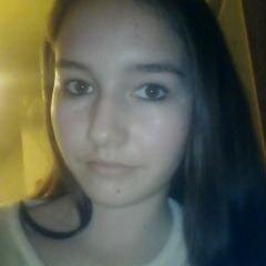 Hi there. I am 15 years old and a huge Directioner