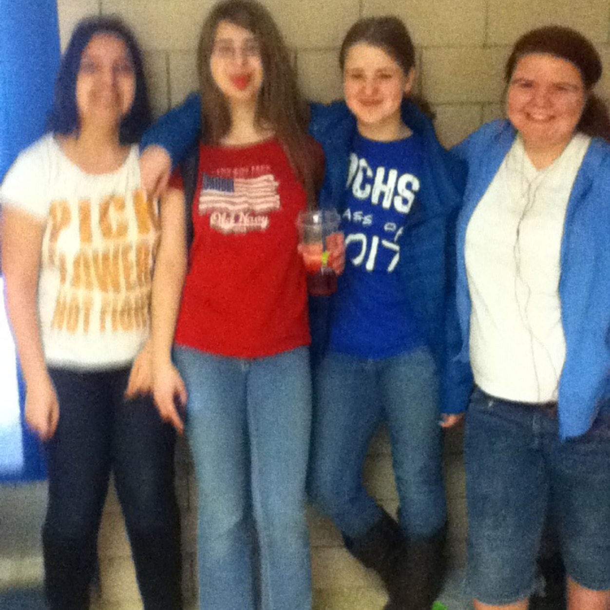Sophomore at OCHS. Go by Rach or Raquel!Birthday April 5!I do what i want deal with it! Single but crushing hard