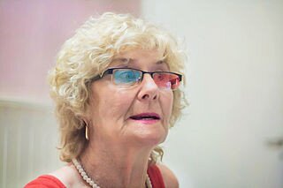 LaAbuelaDelCine's profile picture. Me gustan  las películas de Marisol y de Joselito, pero mi nieto me obliga a ver cosas muy raras que en mis tiempos no existían. ¡Cuánto daño hizo el destape!