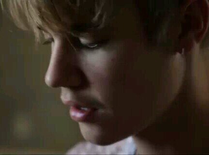 JUSTIN-R5-sleeping with sirens=LIFE. NeVeR sAy NeVeR. and aLwAyS bE YoUrSeLf ewe