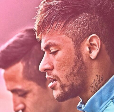 Meu destino sempre foi vse @Njr92  .Talves nunca irei ti ver , mais sempre irei ti amar ♥ Eh por vs minha adimiraçao é por voce o meu amor e ORGULHO! 28/12/2010