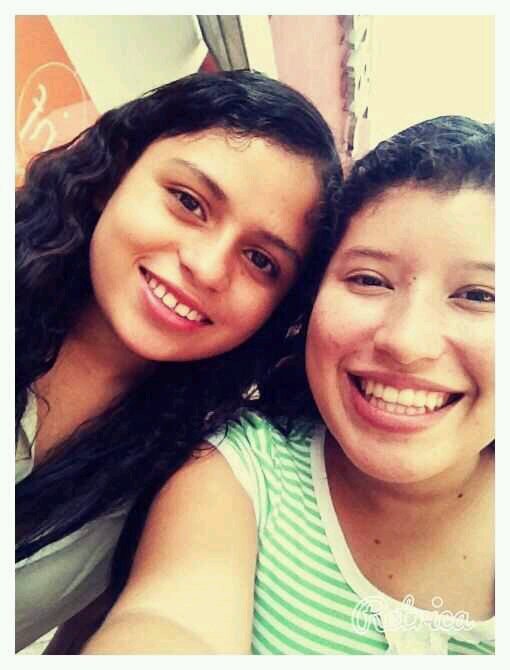 The girlfriend of Harry Styles @Harry_styles