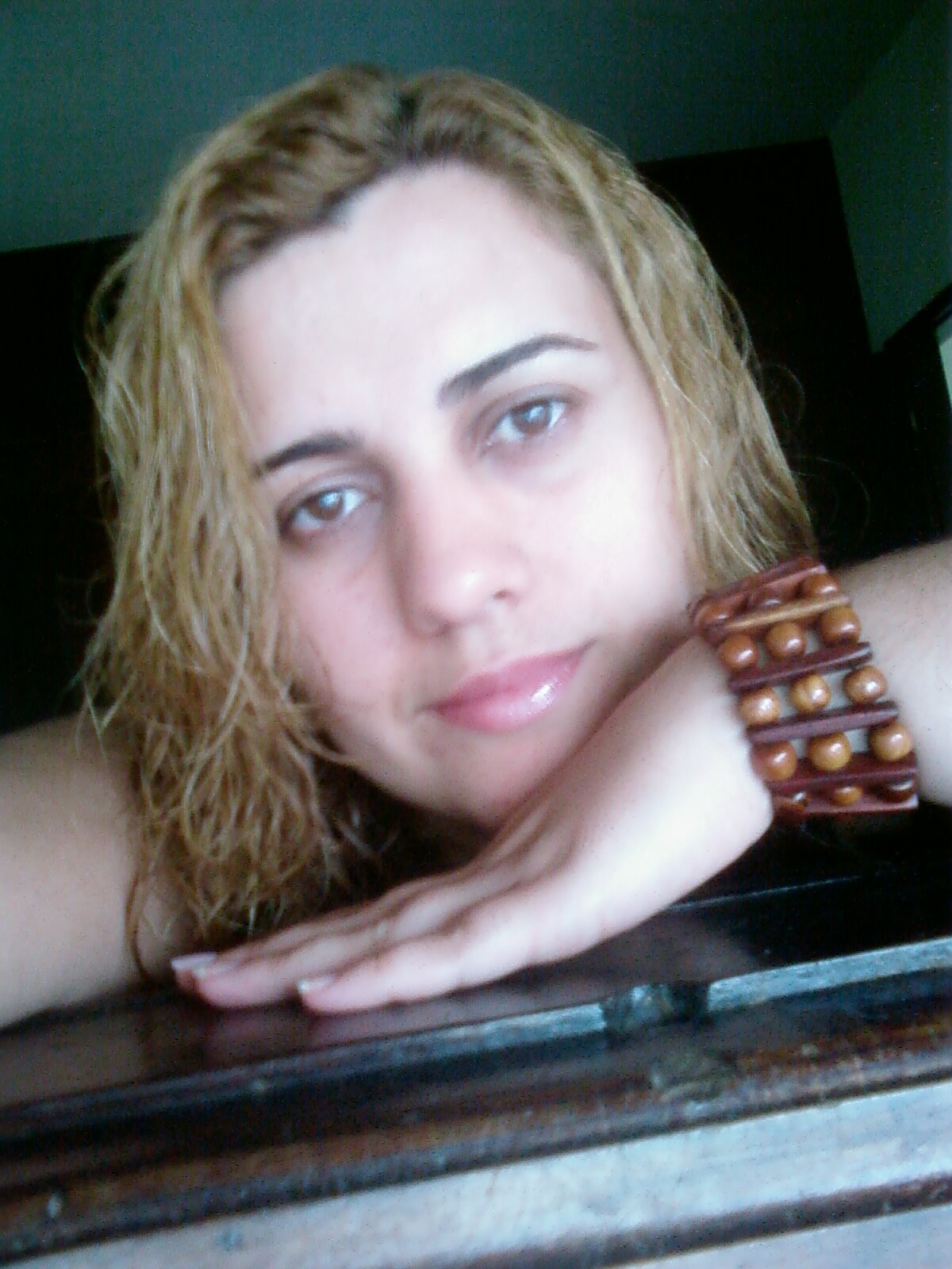 Amo a Deus quem me formou desde o ventre da minha mãe. Amo todos que me cercam, o mundo, a vida! Felicidade sempre!!!