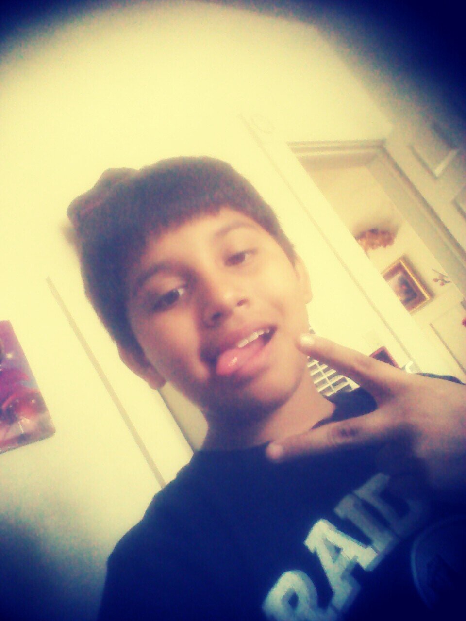 hi everyone im a youtuber who is going to do song covers on my channel