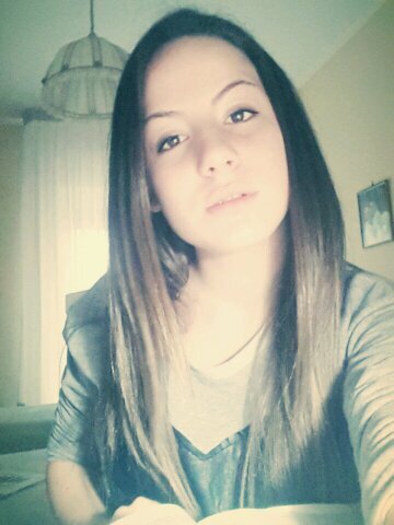 Hi I'm an Italian Belieber,i love @justinbieber more than my life.