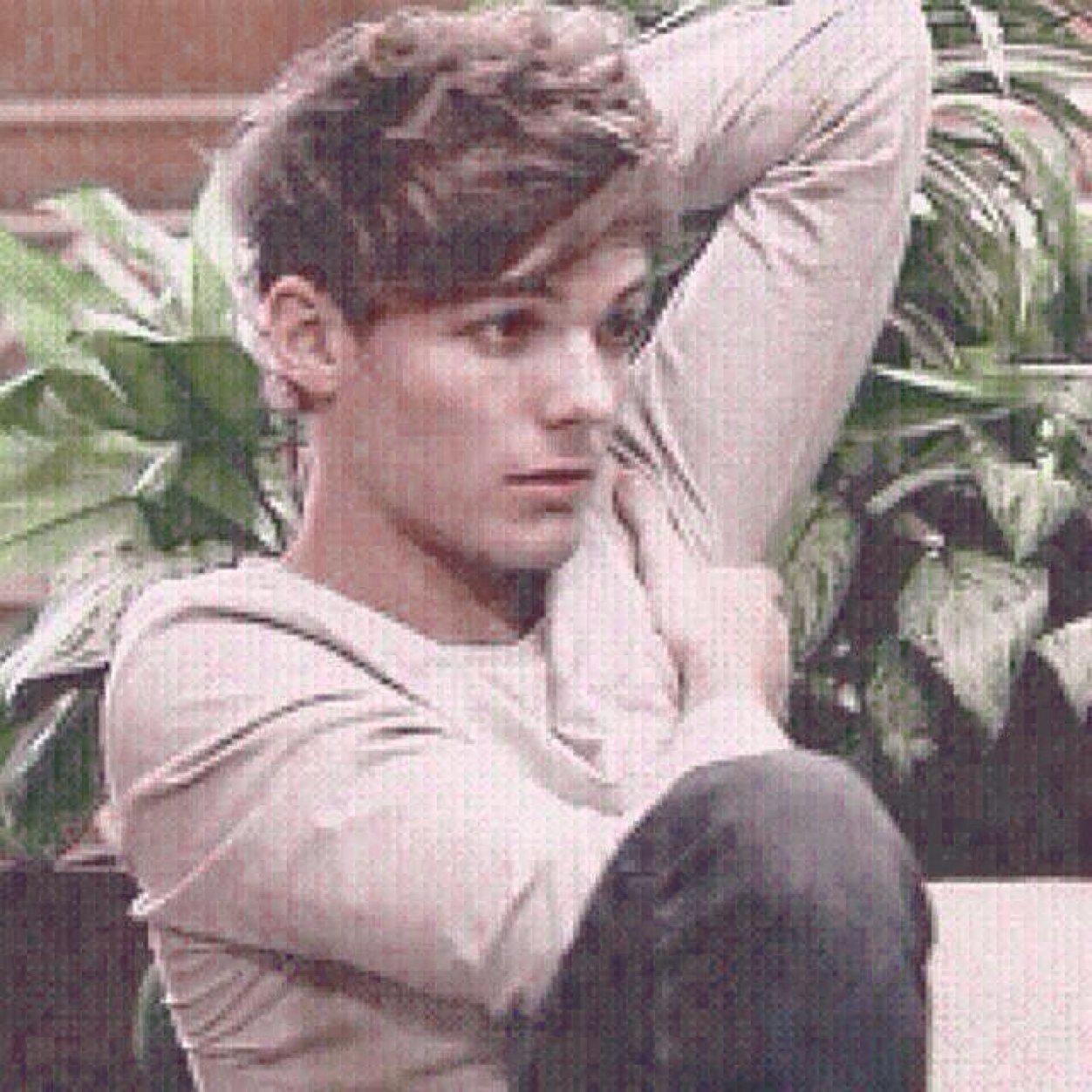 PLEASE FOLLOW @juicydroplouis THANK YOU