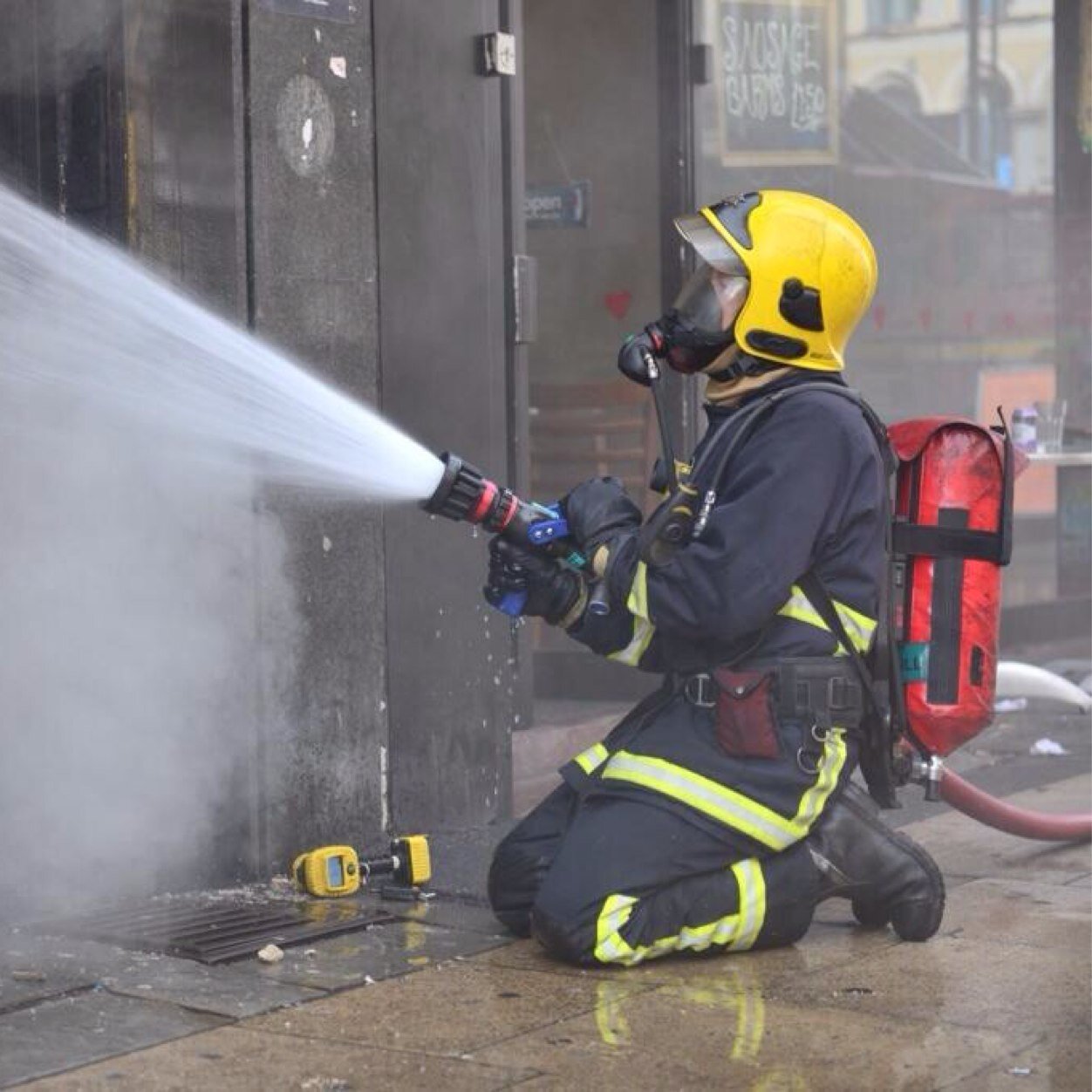 firefighter in the uk- views on twitter are entirely my own & not the company i work for