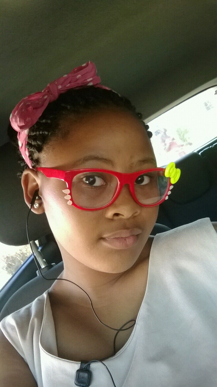 biggest idols n bigbrother fan!!!|Facebook-Akhona Phoswa|For my Whatsapp no. Inbox me