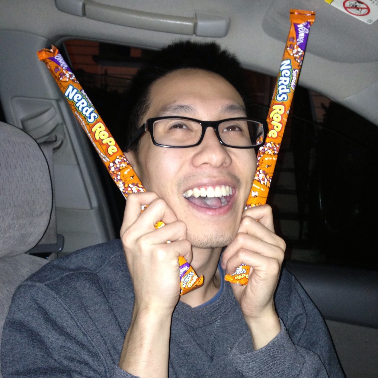 edmoola's profile picture. 