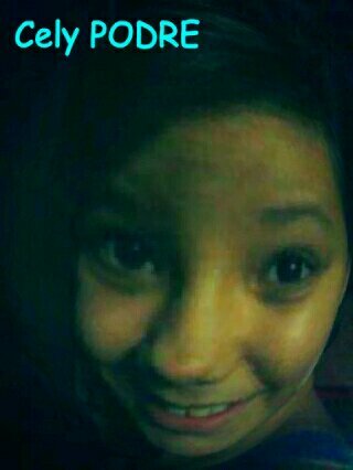 CelyPODRE's profile picture. @CellyCosentino Ela é ridícula, chata, sem graça, canta e atua super mal, é podre e super NOJENTA;))