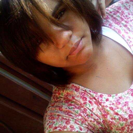 Hii ♥XD @justinbieber Marry Me ♥.I love U  Im Belieber100% @Mileycyrus ? She is my Wife, I love Her ♥ Smiler Forever :$  Nueva Fustracion: @Poetacalle ♥