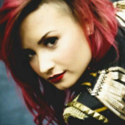 te dei um follow gratis, vcs poderiam seguir a @fckdemz_ ela segue todos de volta