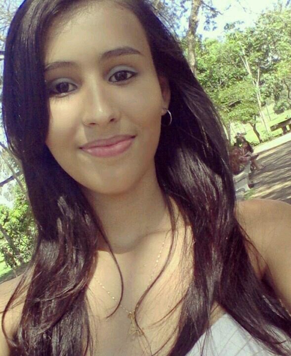 Pois só quem sonha consegue alcançar ♫ //  *----*