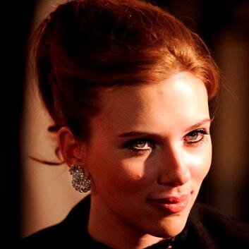 SanguineEtRosa's profile picture. I am born of red, I was raised of red, and I will die of red. #BloodAndRoses [Semi-Canon|Earth-616-MCU-AU|RP|MC|18+]