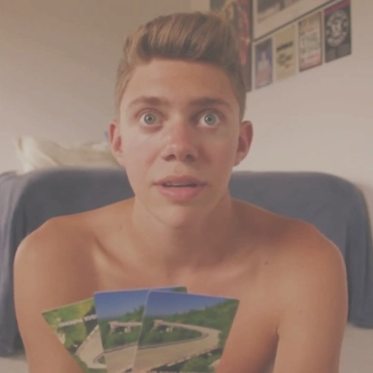 sunbakess's profile picture. @trippyjonah