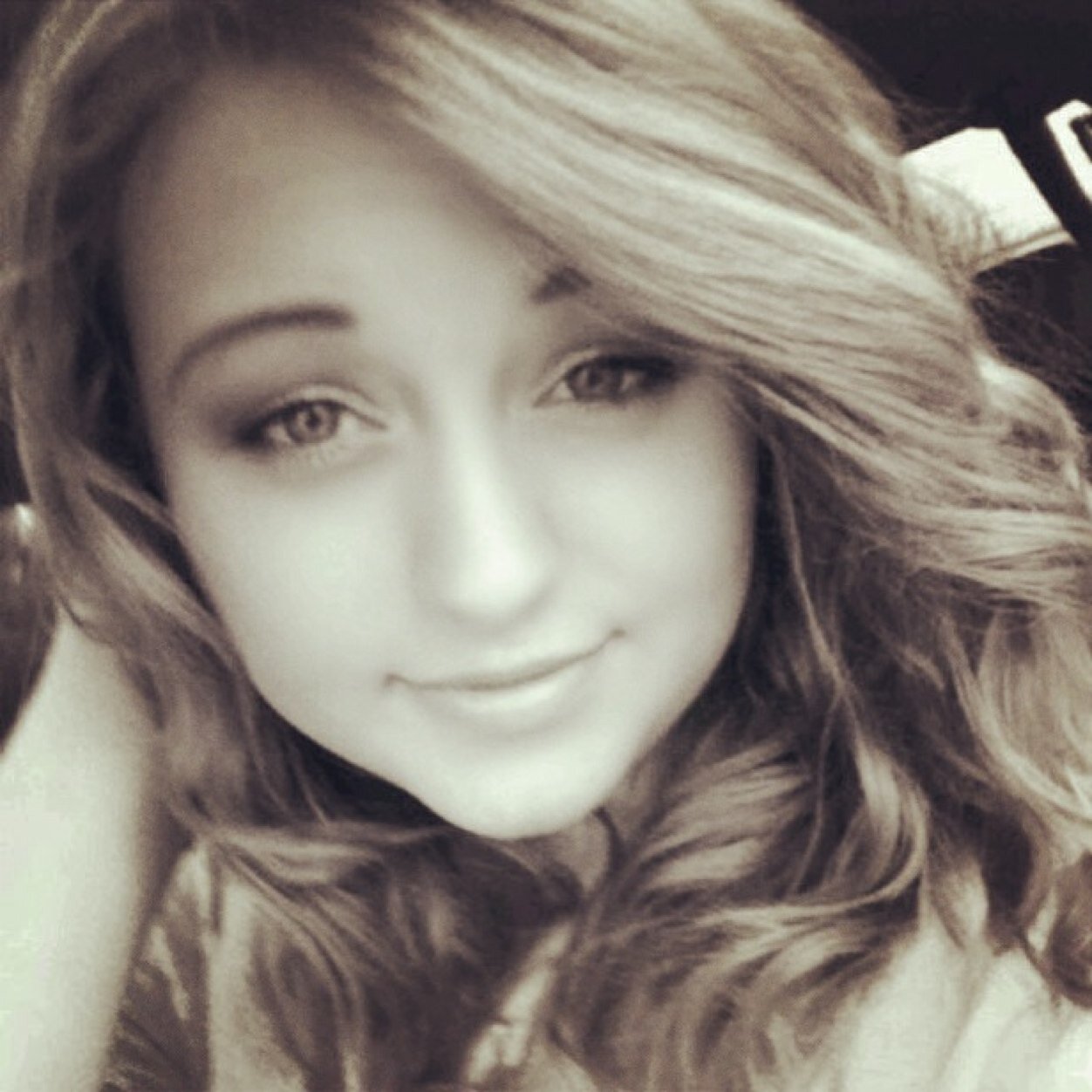 14 years old. 8th grader at BWMS❤ Music=Life One Direction Demi Lovato Ed Sheeran❤ 5SOS