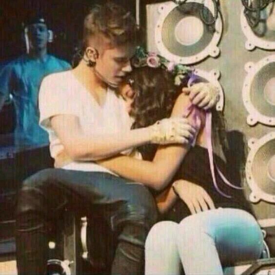 justin no me sigue Pos me mato:c