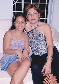 estudio en el instituto tecnico cultural diocesano magangue-bolivar  y soy fans #1 de dance moms por bio