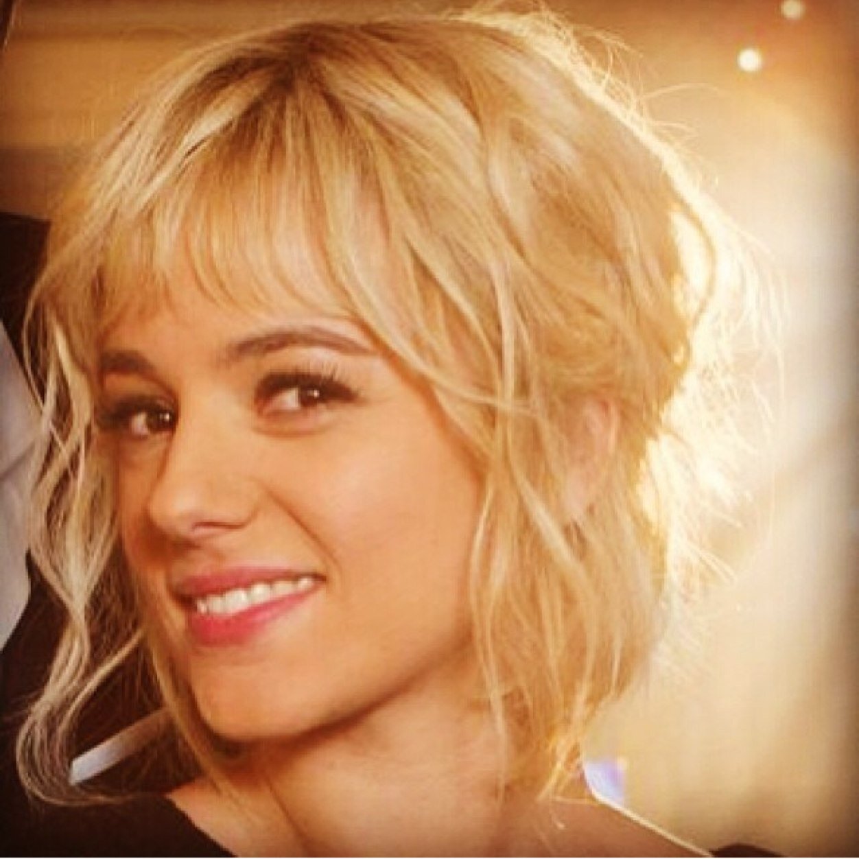 Vous riez de moi parce-que je suis différent, je ris de vous parce-que vous êtes tous les même! Fan de @mellealizee @Tryo @boulevardesairs @vampireweekend #974