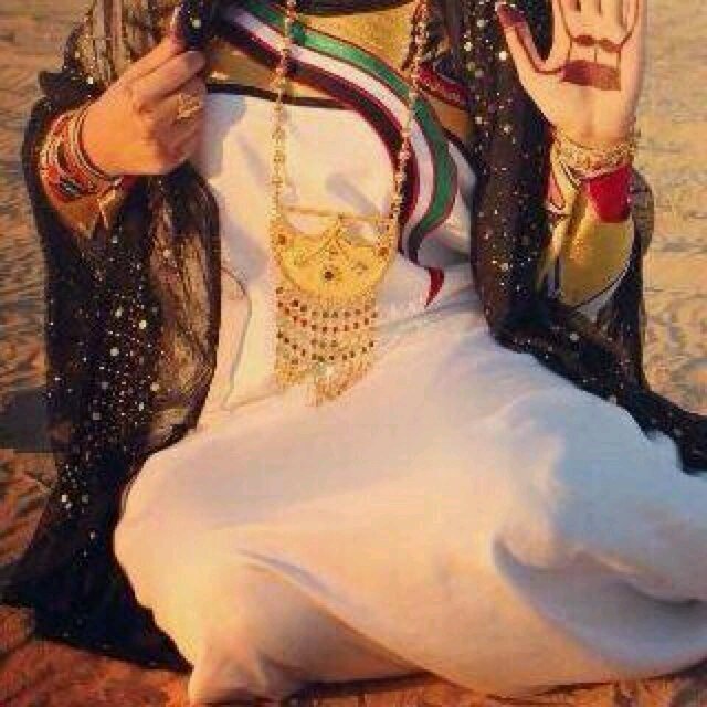 جيتك بعلومي وآعلوم جداني `حالفه ماخونك وانا عروقي جنوبيه★ّ ♡
