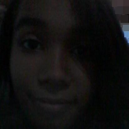 “Teu sorriso me ganha.”   
@ranymoney