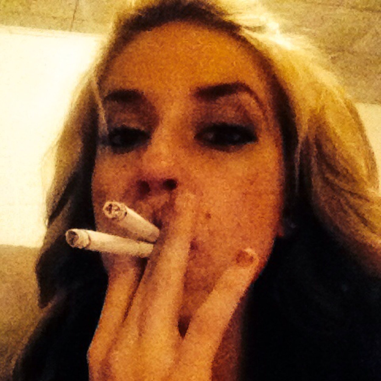 BlackestLungs_'s profile picture. F. G. T. P. 
#blacklungs #cloudqueen #teamtatted
We live that #vampirelife #pegasaurus
#teamnophone to #teamiphone