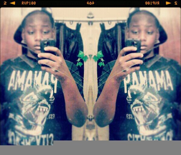 had to make a new page but shit happens but im 15 ballin young gettin money and love to turn up  FMOIG @_turnupboisal_ Richmob shit